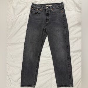 Levi wedgie straight size 26 (pair #2)